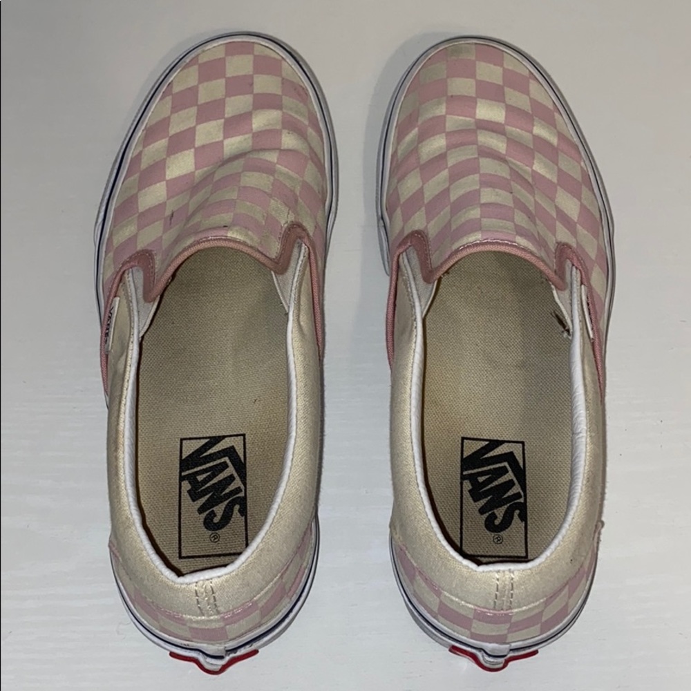 pink checkered slip on vans!